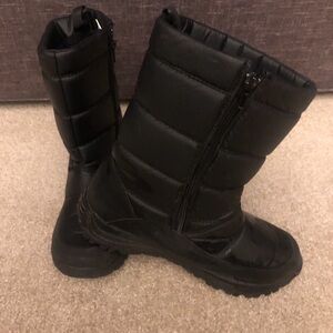 Women’s Magellan Outdoors Quilted Snow Boots